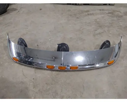 PETERBILT 579 CAB CLIP