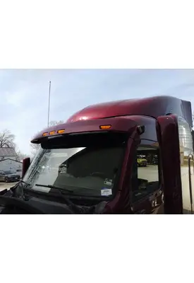 PETERBILT 579 CAB CLIP