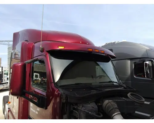 PETERBILT 579 CAB CLIP