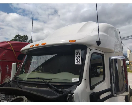 PETERBILT 579 CAB CLIP