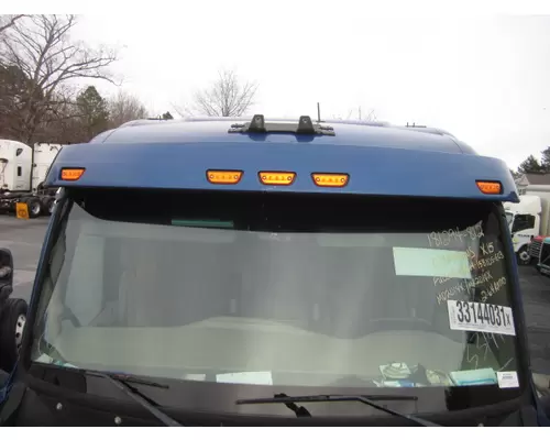 PETERBILT 579 CAB CLIP
