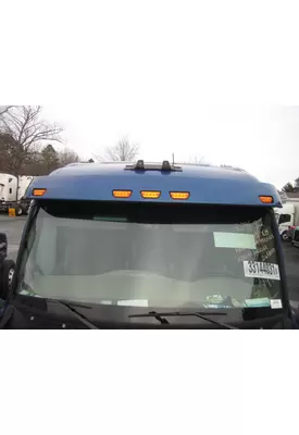 PETERBILT 579 CAB CLIP