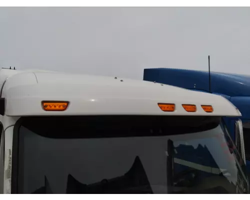 PETERBILT 579 CAB CLIP