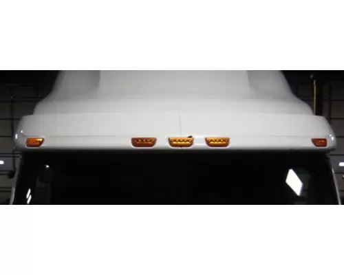 PETERBILT 579 CAB CLIP