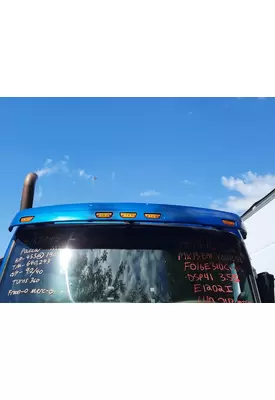 PETERBILT 579 CAB CLIP