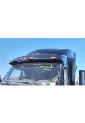 PETERBILT 579 CAB CLIP