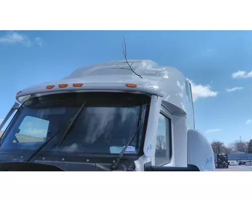 PETERBILT 579 CAB CLIP