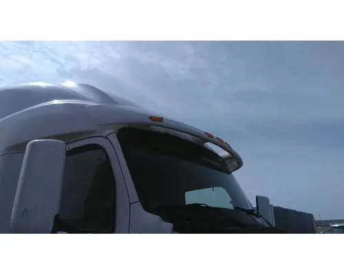 PETERBILT 579 CAB CLIP