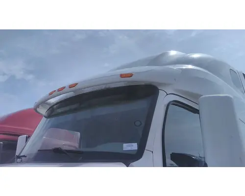 PETERBILT 579 CAB CLIP