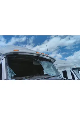 PETERBILT 579 CAB CLIP