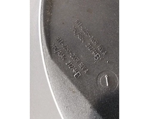 PETERBILT 579 CAB CLIP