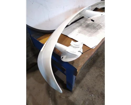 PETERBILT 579 CAB CLIP