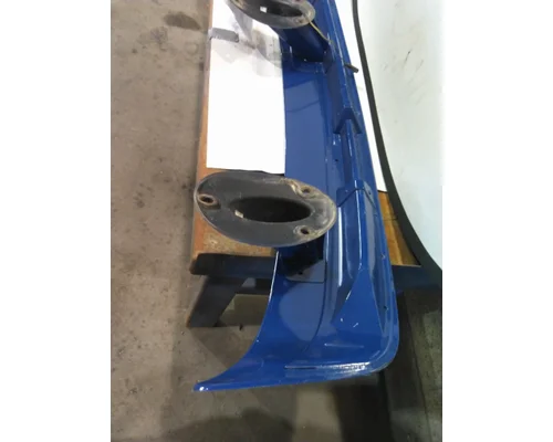PETERBILT 579 CAB CLIP