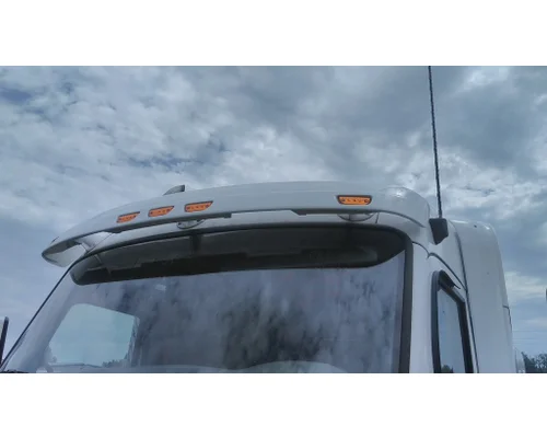 PETERBILT 579 CAB CLIP