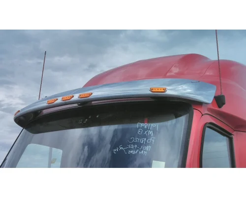 PETERBILT 579 CAB CLIP