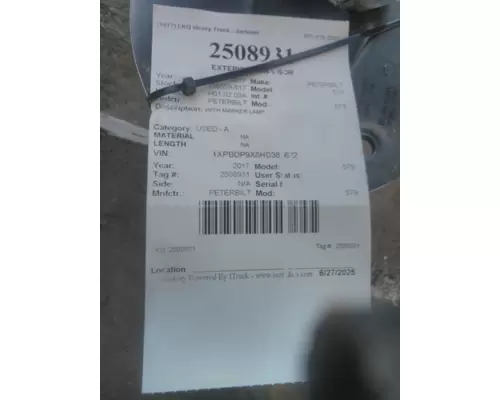 PETERBILT 579 CAB CLIP