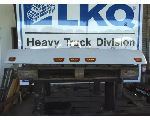 PETERBILT 579 CAB CLIP
