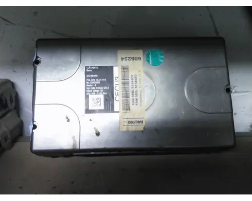 PETERBILT 579 CAB CONTROL UNIT MODULE