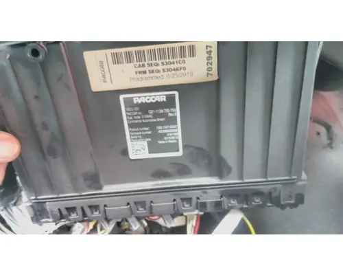 PETERBILT 579 CAB CONTROL UNIT MODULE