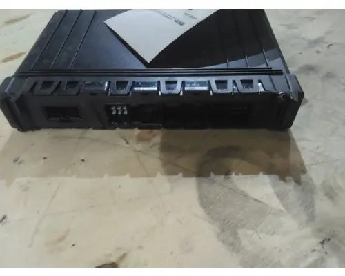 PETERBILT 579 CAB CONTROL UNIT MODULE