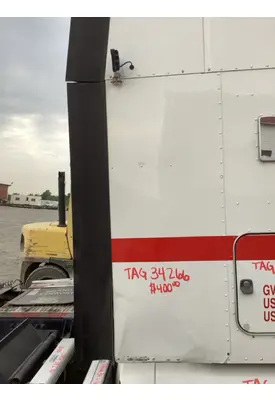 PETERBILT 579 CAB EXTENDER