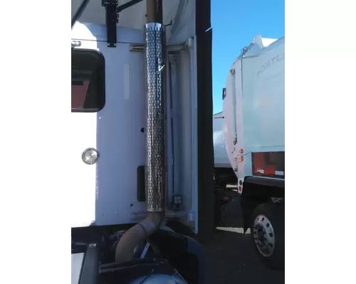 PETERBILT 579 CAB EXTENSION