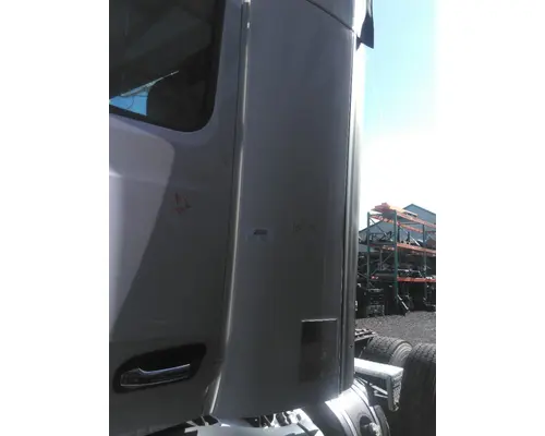 PETERBILT 579 CAB EXTENSION