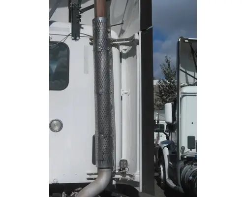 PETERBILT 579 CAB EXTENSION