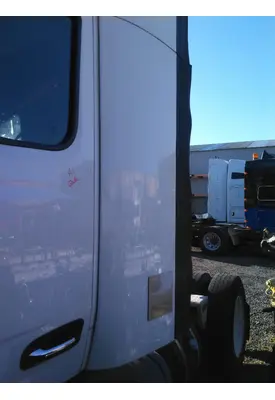 PETERBILT 579 CAB EXTENSION