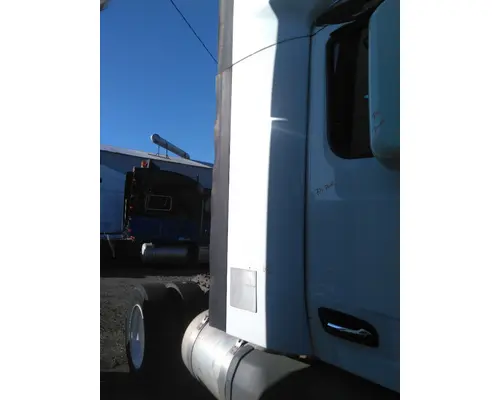 PETERBILT 579 CAB EXTENSION