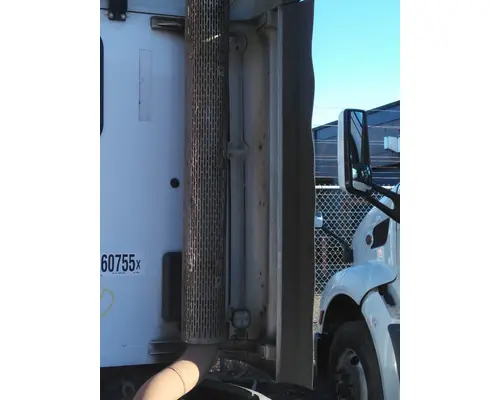 PETERBILT 579 CAB EXTENSION