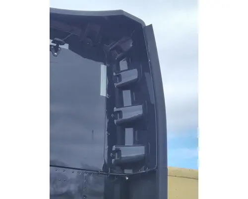 PETERBILT 579 CAB EXTENSION