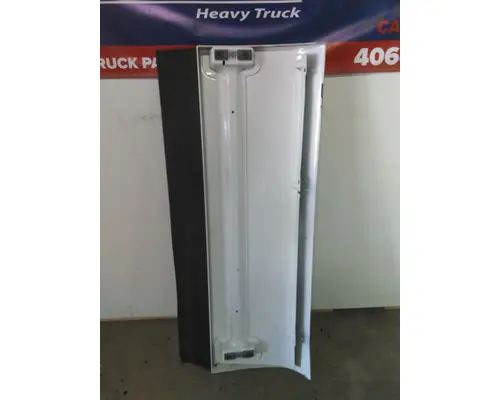 PETERBILT 579 CAB EXTENSION