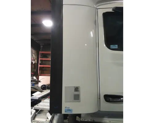 PETERBILT 579 CAB EXTENSION