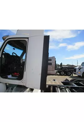 PETERBILT 579 CAB EXTENSION