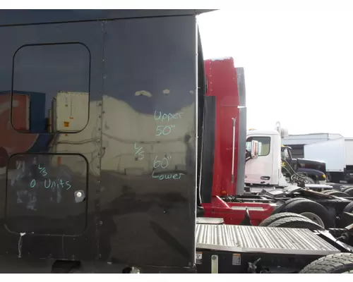 PETERBILT 579 CAB EXTENSION