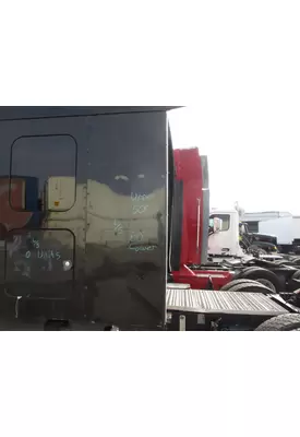 PETERBILT 579 CAB EXTENSION