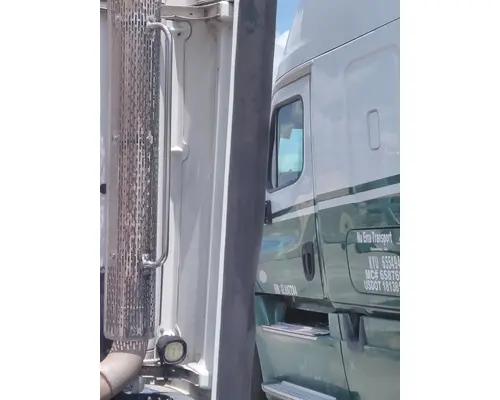 PETERBILT 579 CAB EXTENSION