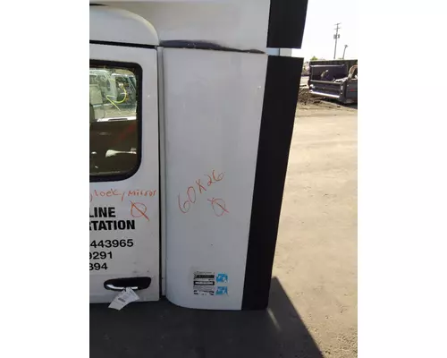 PETERBILT 579 CAB EXTENSION