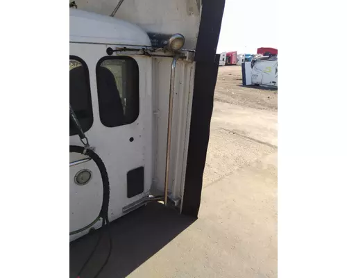 PETERBILT 579 CAB EXTENSION