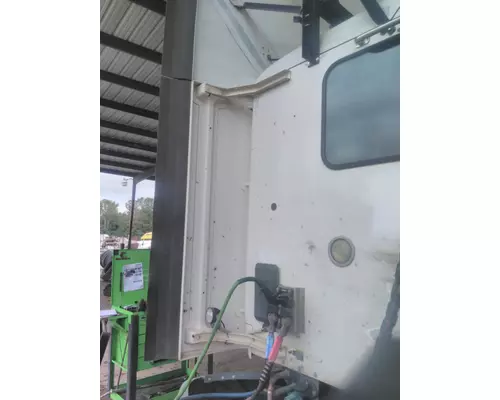 PETERBILT 579 CAB EXTENSION