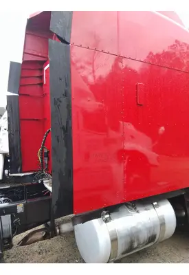 PETERBILT 579 CAB EXTENSION