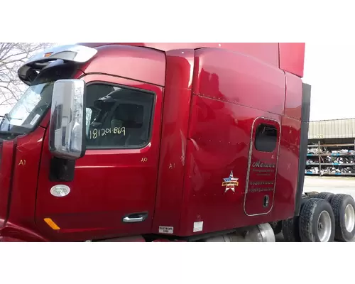 PETERBILT 579 CAB EXTENSION