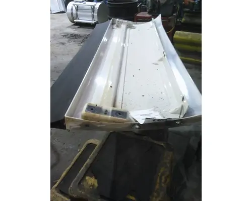 PETERBILT 579 CAB EXTENSION