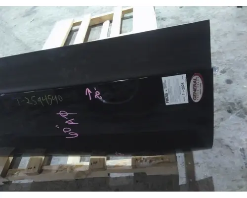 PETERBILT 579 CAB EXTENSION