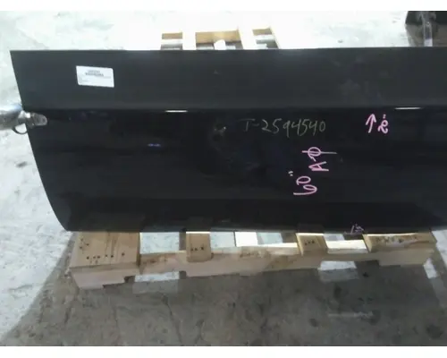 PETERBILT 579 CAB EXTENSION