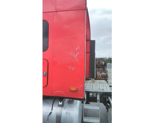 PETERBILT 579 CAB EXTENSION