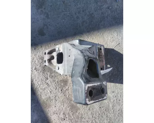 PETERBILT 579 CAB MOUNT,BRACKET