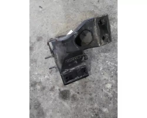 PETERBILT 579 CAB MOUNT,BRACKET