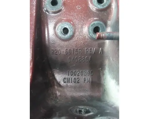 PETERBILT 579 CAB MOUNT,BRACKET